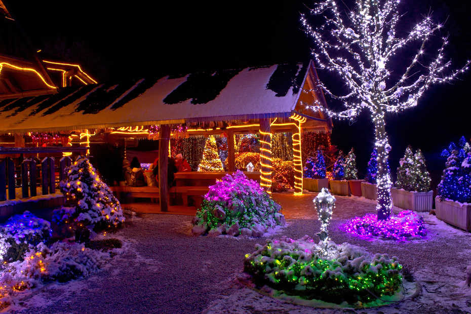 ETS Christmas Lights Tour 2015 - See all the beautiful lights