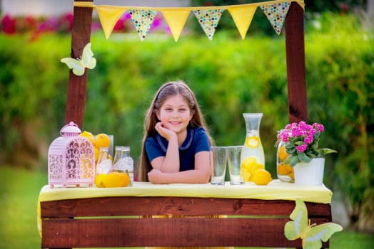 Simply Supper Lemonade Stand Day