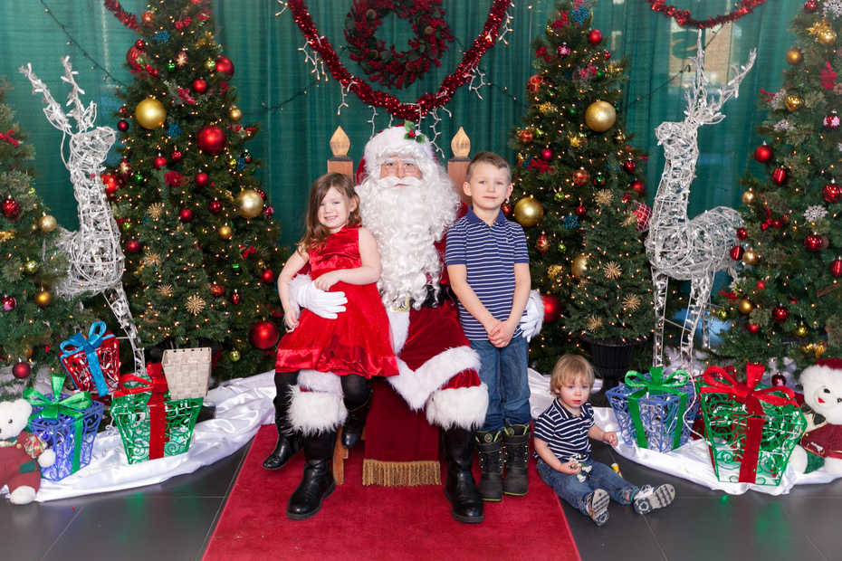 When + where to visit Santa around Edmonton 2017